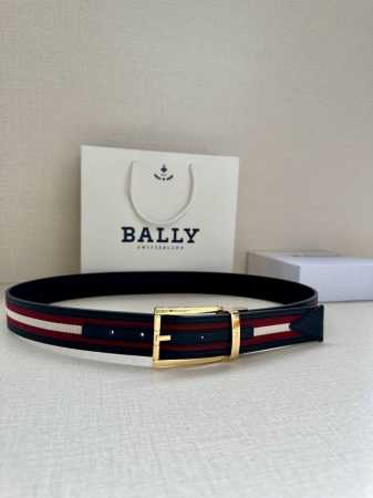 3.4宽 Bally 巴利 专柜同款 男士双面用腰带 宽3.4Cm 这款选用反面进口荔枝牛皮精制而成 正面金属搭扣，简约百搭 可调式长度可轻松匹配完美尺寸 - 点击图像关闭