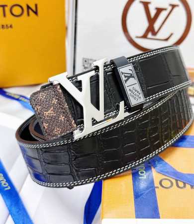 皮带：Lv..路易..威登顶级复刻. 腰带：原单品质百分百进口原厂头层牛皮，保证真皮。贴皮雾面工艺.真空电镀.永不掉色.24K纯钢扣鳄鱼皮纹路双面可用专柜同等质 - 点击图像关闭