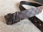 配送专柜全套礼盒包装。 Louis Vuitton 男士原單腰帶 寬度40毫米 配专柜全套包装