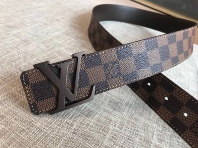 配送专柜全套礼盒包装。 Louis Vuitton 男士原單腰帶 寬度40毫米 配专柜全套包装