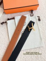 Script 精品五金 搭配进口Togo皮 宽度38Mm 以其精湛工艺高品质材料和经典设计备受推崇 是男士腰带顶级选择 简约大气 适合商务和休闲场合 产品手感细