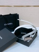 chanel 24C 进口胎牛皮 软硬适中的小牛皮 cc Logo黄铜搭扣 一年四季最不可缺少的搭配神器 穿裙子西装搭它简直不要太高级 2.0Cm精品 码数75