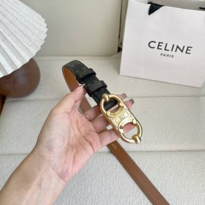 特 Celine猪鼻子凯旋门扣女士腰带 Yc老花意大利进口小牛皮 树膏夹层搭配复古色铜扣 宽度2.5Cm