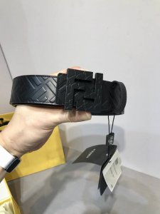 配送专柜包装 打孔针 特 新款 Fd 宽38 Mm 支持Nfc 芯片扫描，标志造型皮带，原版石头纹黑色F双层扣，进口原版F花纹牛皮制成，镀金表面金属制品，品质保