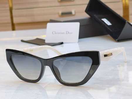 Dio* 迪*奥新款太阳镜， Model：Cdior B6I，Size：56口16-145 - 点击图像关闭