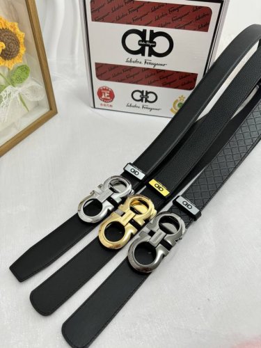 品名：菲拉格幕 原单 材质：原单牛皮腰带 百分百头层牛皮腰带保证真皮，24K纯钢扣，专柜原单品质、做工精细，时尚大牌，送人自用首选 包装： 请认准如图专柜包装赠