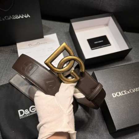 特P230 Dg ，杜嘉班纳，宽4.0Cm， 新款 Dg徽标小牛皮腰带 搭扣下方点扣开合，进口原版牛皮搭配Dg简约扣，时尚百搭 - 点击图像关闭