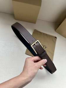 特 原单经典版型，平纹纹系列，3.4Cm宽度，专柜精品铜扣，真空电镀，工艺精细缝制，原版面料原版牛皮、质感超赞，手感柔软