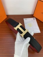 特P190 Hermes 爱马仕，专柜同款，3.8Cm宽，带身采用进口头层Togo牛皮，Boxer牛皮衬里，配以精品五金配件，可双面使用，顶级做工无可挑剔