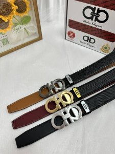 品名：菲拉格幕 原单 材质：原单牛皮腰带 百分百头层牛皮腰带保证真皮，24K纯钢扣，专柜原单品质、做工精细，时尚大牌，送人自用首选 包装： 请认准如图专柜包装赠