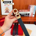原版品质打孔 品牌：菲拉F家 男款 颜色：黑 扣头：金 银 枪 扣头：原版精品纯铜五金扣头 带身：原版牛皮 尺寸：宽约：3.5Cm 长约：95Cm-125Cm