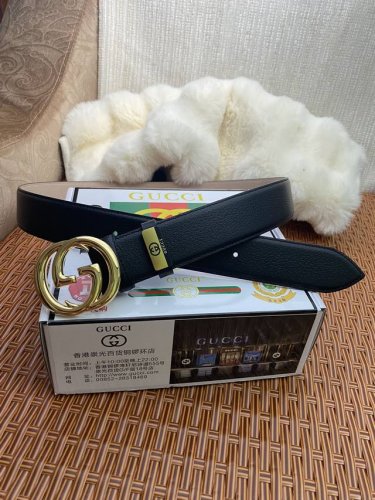 品名 古奇.Gu...Ci 原单 材质 原单牛皮腰带 百分百头层牛皮腰带保证真皮 24K纯钢扣 专柜原单品质 做工精细 时尚大牌 送人自用首选 包装 请认准如图