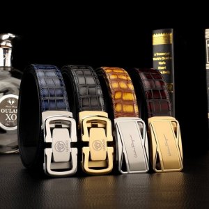 范思哲 菲拉格慕自动秘原单高端品质专柜官网同步支持Nfc感应宽度3.5精美自动钢扣头意大利进口鳄鱼纹小牛皮纹理消晰真实感超强打造全新的视觉3D郊果高端客户入手送
