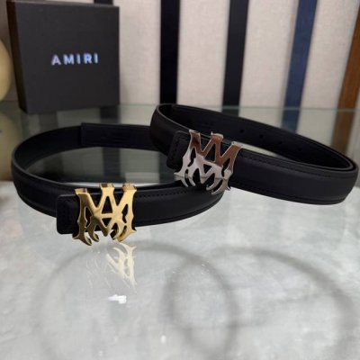 爱美丽Amiri最新网红爆款双面牛皮皮带配原装盒专柜同步3.0宽新款上市了，原版牛皮，搭配钢扣，优雅，大方用的方便。谢谢你转载。