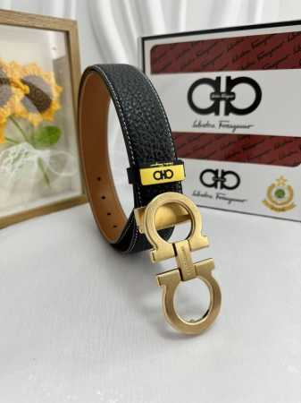 品名：菲拉格幕 原单 材质：原单牛皮腰带 百分百头层牛皮腰带保证真皮，24K纯钢扣，专柜原单品质、做工精细，时尚大牌，送人自用首选 包装： 请认准如图专柜包装赠 - 点击图像关闭