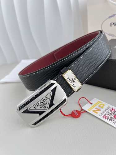 品名：普拉达.Prada 原单腰带 皮带 型号：挂扣，经典纯钢材质挂扣，头层牛皮，图片实物拍摄 材料：百分百头层牛皮，保证真皮。24K纯钢扣双面可用专柜同等质量