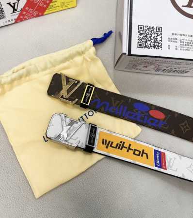 皮带：Lv..路易..顶级原单复刻. 腰带：百分百头层牛皮，保证真皮。不规则雕花24K纯钢扣涂鸦彩绘图案艺术双面可用专柜同等质量， 送人自用首选 包装： 请认准 - 点击图像关闭