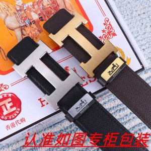 品名：爱马仕...原单 DDD 材料：百分百头层牛皮，保证真皮。24K纯钢扣双面可用专柜同等质量， 送人自用首选 DDD 包装： 请认准如图专柜包装，赠送打孔器