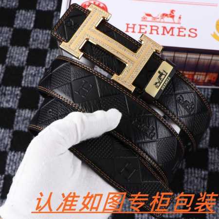 男士腰带：爱马仕 原单 男士皮带：百分百头层牛皮，保证真皮。24K纯钢扣双面可用专柜同等质量， 送人自用首选 包装： 请认准如图专柜包装，赠送打孔器，银联发票， - 点击图像关闭