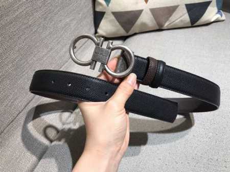 配送专柜全套礼盒包装。 Salvatore Ferragamo 菲拉格慕 专柜同款售，Made In Italy 带身采用原厂特供鱼子酱纹进口双面牛皮宽3.5M - 点击图像关闭