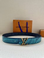 4.0宽:路易威登与草间弥生再度联袂，在合作系列中推出 Lv X Yk Lv Webbing 腰带，于棉布表面重绘这位日本艺术家多次解构的南瓜图案