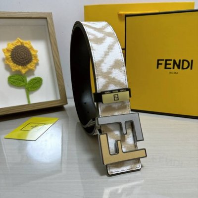 品名：芬迪 Fendi 原单 材质：原单牛皮腰带 百分百头层牛皮腰带保证真皮，24K纯钢扣，专柜原单品质、做工精细，时尚大牌，送人自用首选 包装