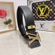 品名：Lv..路易..威登 材质：原单牛皮腰带 百分百头层牛皮腰带保证真皮，24K纯钢扣，专柜原单品质、做工精细，时尚大牌，送人自用首选 包装： 请认准如图专柜