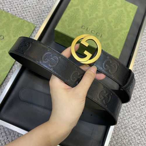 高端品质，实物拍摄 配全套礼盒 ：Gucci 專櫃最新升华版本 寬度38毫米 進口小牛皮壓花衬托稀缺的原廠意大利樹膏皮 搭配做工精緻的gg扣