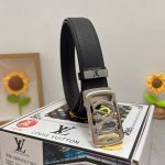 品名：Lv..路易..威登自动带 材质：原单牛皮腰带 百分百头层牛皮腰带保证真皮，24K纯钢扣，专柜原单品质、做工精细，时尚大牌，送人自用首选 包装： 请认准如