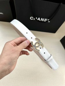 特P250 宽度3.0Cm Chanel （香奈儿）女士腰带皮带新款柔软的内衬进口小牛皮搭配精品镶钻钢扣金 银色扣。
