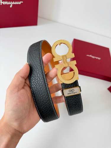 品名：菲拉格慕.Ferrgamo腰带 皮带 原单 型号：挂扣，纯铜材质经典挂扣，实物拍摄，头层牛皮 材料：百分百头层牛皮，保证真皮。纯铜材质，真空电镀永不掉色，