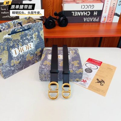 Dio迪家 女款 原单新品 带身采用雙面意大利進口原廠牛皮纹 非市场普通版本 黑色经典配色 百搭适合各种场合 扣头精品设计注意细节 宽度3.0 2.0 Cm