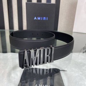 特 爱美丽amiri最新网红爆款双面牛皮皮带配原装盒专柜同步3.8宽新款上市了，原版牛皮，搭配钢扣，优雅，大方用的方便。谢谢你转载。