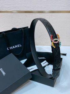 特 P210 Chanel 24C 水钻粉 红 兰 青 黄彩色金属 Logo搭扣 黄铜金属进口胎羊皮 绣花带身 手感柔软 细腻 3.0Cm