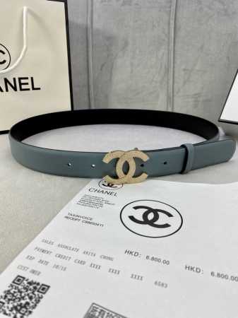 宽度3.0Cm Chanel 香奈儿 经典款平纹 两面牛皮搭配 金 银 色镶钻钢扣。 - 点击图像关闭