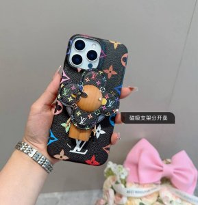 磁吸手机壳 磁吸支架 Lv村上隆33彩 白三彩 黑三彩手机壳 Lv经典老花四包手机壳 薇薇安太阳花磁吸支架 手机壳&支架分开卖 下单请说明 型号 为了不出现报错
