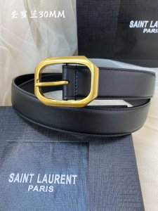圣罗兰Ysl意大利小牛皮 方形搭扣腰带 配以 Cassandre 标识腰带环 青铜色金属五金可调式搭扣 宽度:3.0Cm