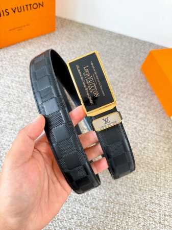 品名：Lv..路易..威登 腰带原单自动带 皮带 型号：自动扣，纯钢材质自动扣，头层牛皮自动带身，实物拍摄 材料：百分百头层牛皮，保证真皮。24K纯钢扣，永不掉 - 点击图像关闭