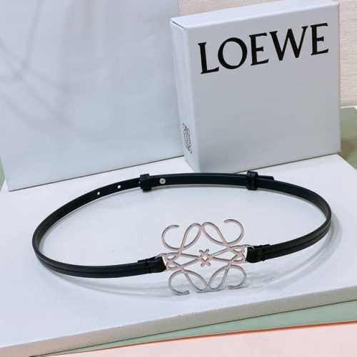 罗意威.Loewe 女士腰带官方同步，镂空金属腰带，光滑牛皮革腰带，五金4.0Cm、皮带身1.0Cm精品，正面饰有anagram牛皮革镂空装饰，实物拍摄，送礼自