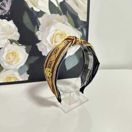 特 配专柜包装Gucci 古驰 最新发箍小仙女快入手特殊材质 不嘞头可盐可甜～ - 点击图像关闭