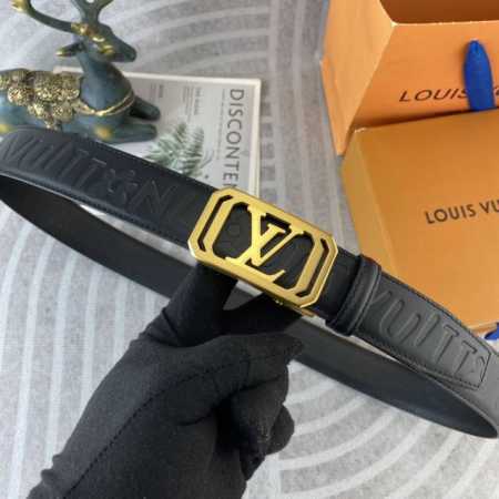 Lv 特种皮腰带自动带系列 ，原厂五金精品不锈钢扣，手感柔软舒适 宽3.5Cm。 - 点击图像关闭