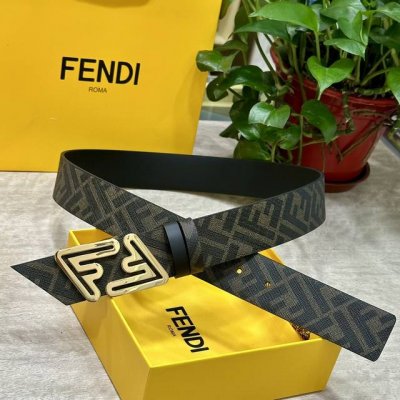 Fendi 芬迪 专柜同款 宽4.0Cm 双环正反用腰带 Ff按钉搭扣 黑色Cuoio Romano皮革材质 反面面料带有烟草黄和黑色Ff图案 黑色珐琅金属饰面