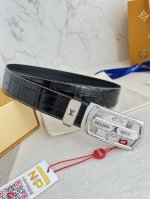 品名：Lv..路易..威登 腰带原单自动带 皮带 型号：自动扣，纯钢材质自动扣，头层牛皮自动带身，实物拍摄 材料：百分百头层牛皮，保证真皮。24K纯钢扣，永不掉