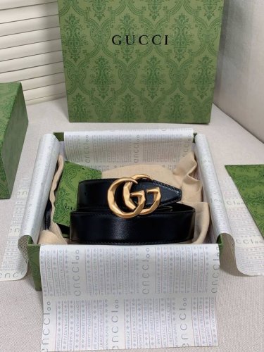 Gg Marmont系列窄版腰带黑色皮革 金色调配件 双G 宽度：3.0厘米