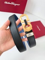 品名：菲拉格慕.Ferrgamo腰带 皮带 原单 型号：挂扣，纯铜材质经典挂扣，实物拍摄，头层牛皮 材料：百分百头层牛皮，保证真皮。纯铜材质，真空电镀永不掉色，