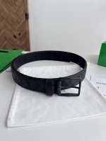 Bv 2026最新款男士编织腰带 纯手工Intreccio大格子编织 意大利原厂Napa小牛皮 拼 原厂荔枝纹牛皮 搭配真空枪色针扣 侧面带标识 宽度35Mm