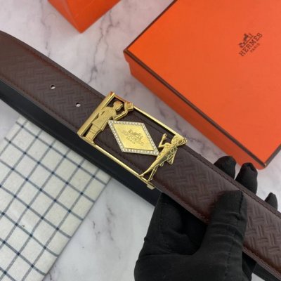 爱马仕 男士花皮腰带40Mm 双面进口头层皮皮压制。可双面使用 专柜走线 搭配新款钻扣