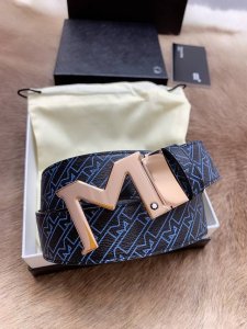 支持nfc芯片扫描 批￥ 配全套专柜包装 品牌：万宝龙 扣头材质：精品实心扣 产品详情：Montblanc万宝龙 宽3.5Cm 进口双面牛皮 百分百专柜纯铜扣