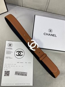 宽度3.0Cm Chanel 香奈儿 女士腰带 小牛皮 支持nfc芯片官方网站链接扫码验证、经典扣头 内侧cnc走光处理 边角手感圆润配有烤漆金属钢扣。