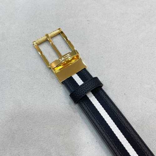 专柜ＢＡ、ＬＬＹ 拼色款全皮手工拼接 双面两用 尺寸3.4Cm